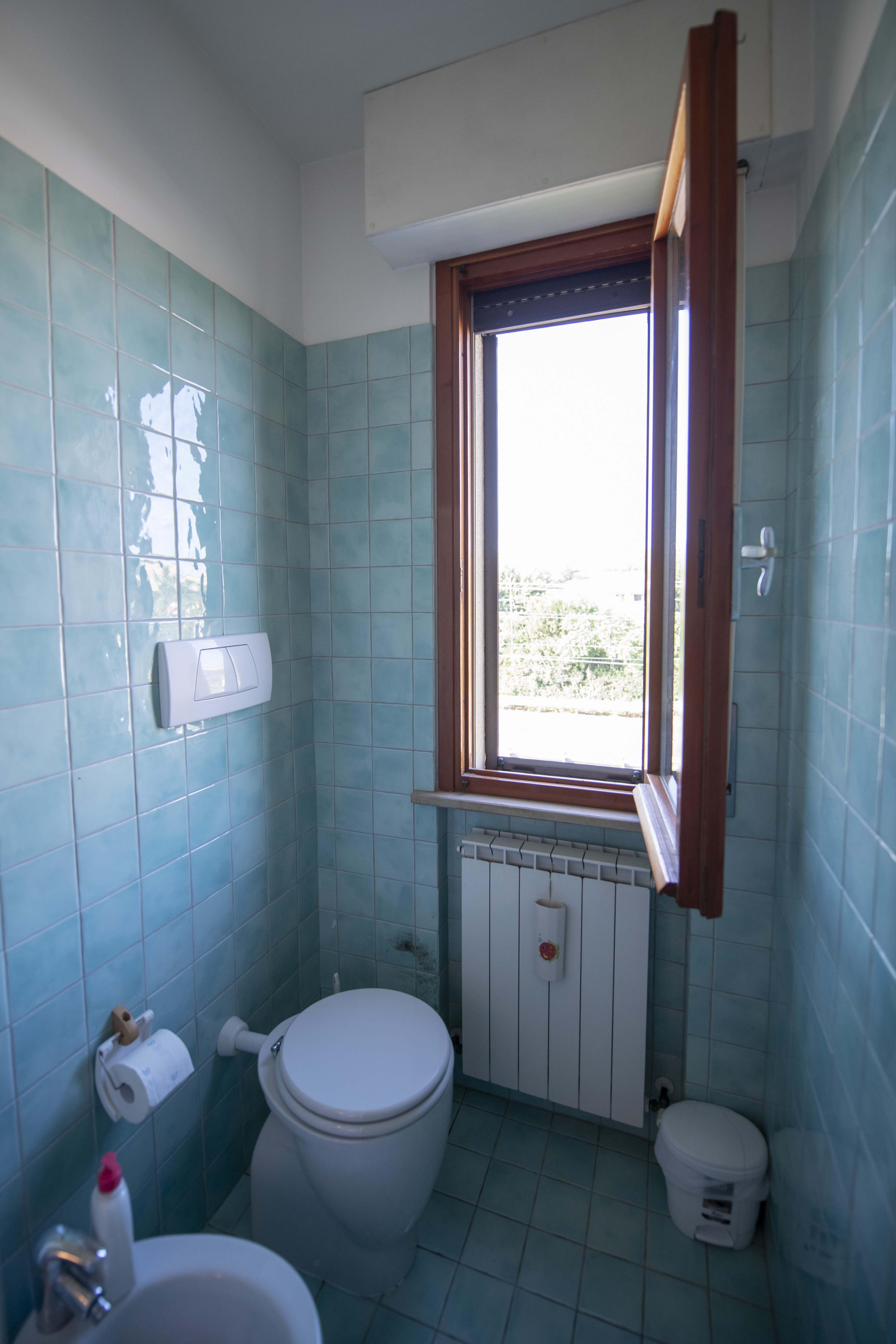 BAGNO_CON_FINESTRA.