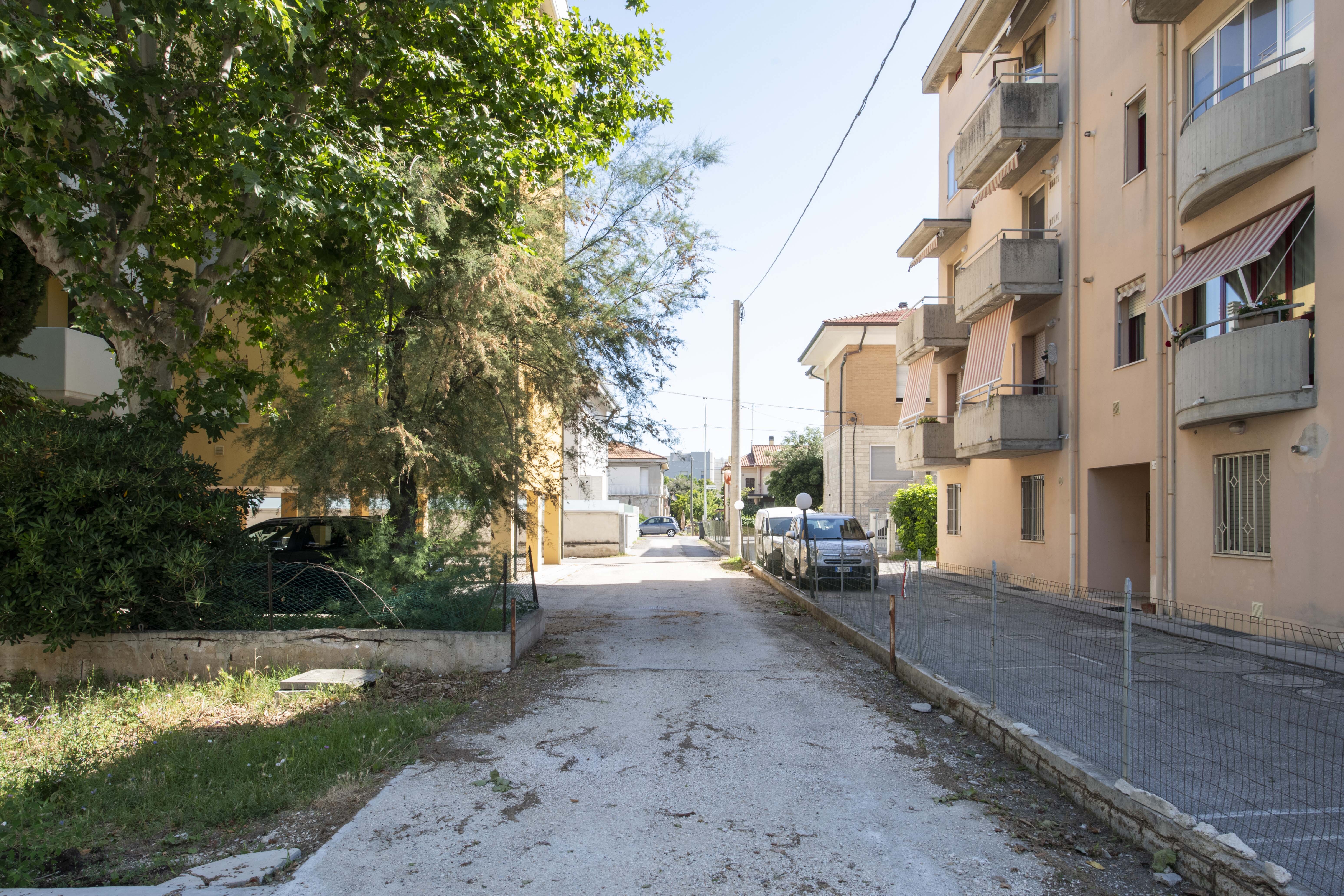 STRADA_DI_ACCESSO.